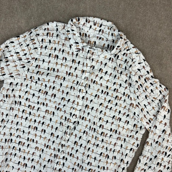 Jane + Delancey Tops - Jane + Delancey Shirt Womens XL White Rayon Parrot Print Round Hem Button Up
